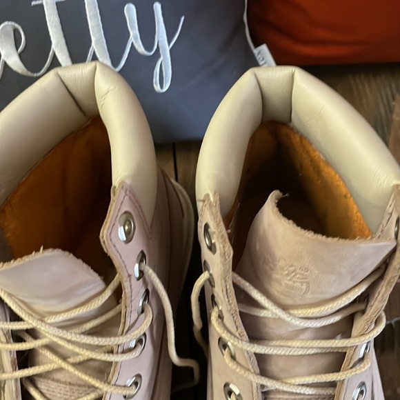 Timberlands Womens nutbuck light Pink ankle boots Size 8 Excellent SOLD - Picture 8 of 10